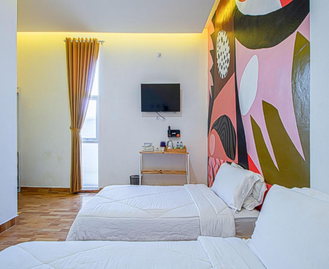 D'Journey Hotel Lembang Buitenkant foto