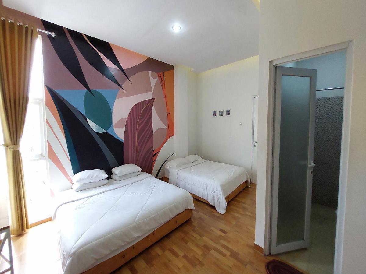 D'Journey Hotel Lembang Buitenkant foto